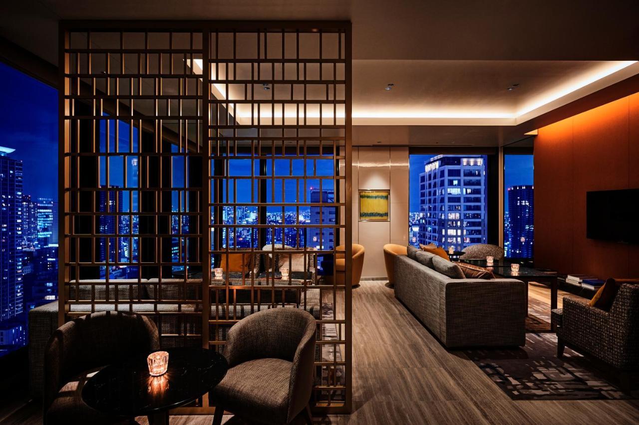 The Royal Park Hotel Iconic Osaka Midosuji Dış mekan fotoğraf The Living Room at The Hari